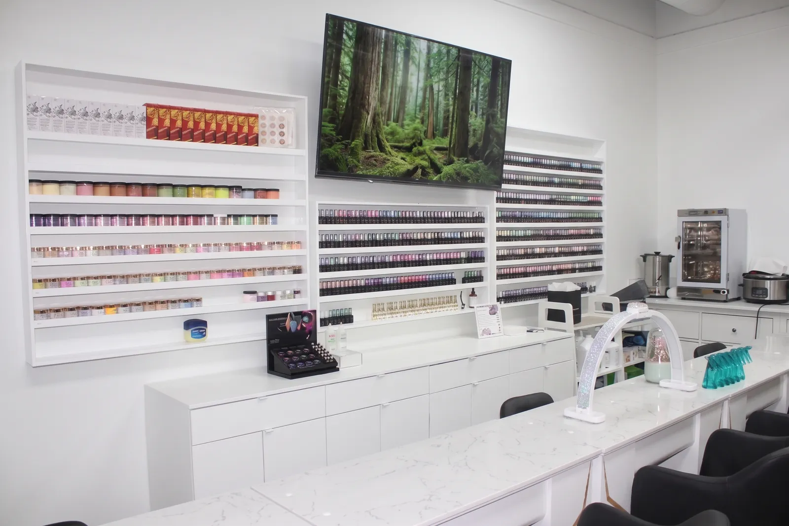 Herbal Hair Spa Manicure Station